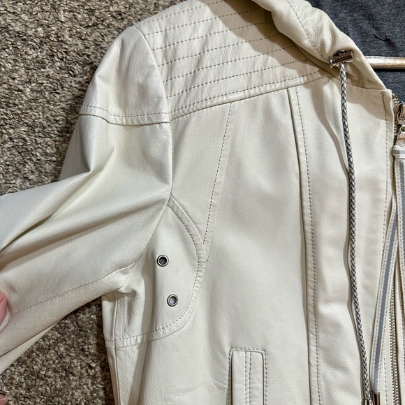 Wilson's Genuine White Leather Hoodie Jacket Woman's Size Large Zipper Front - Picture 6 of 16